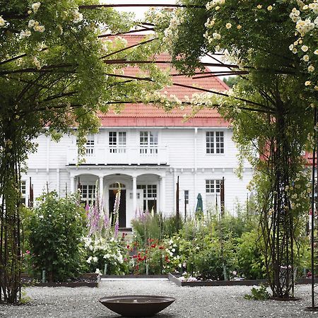 Wij Traedgardar Hotel Ockelbo Exterior foto