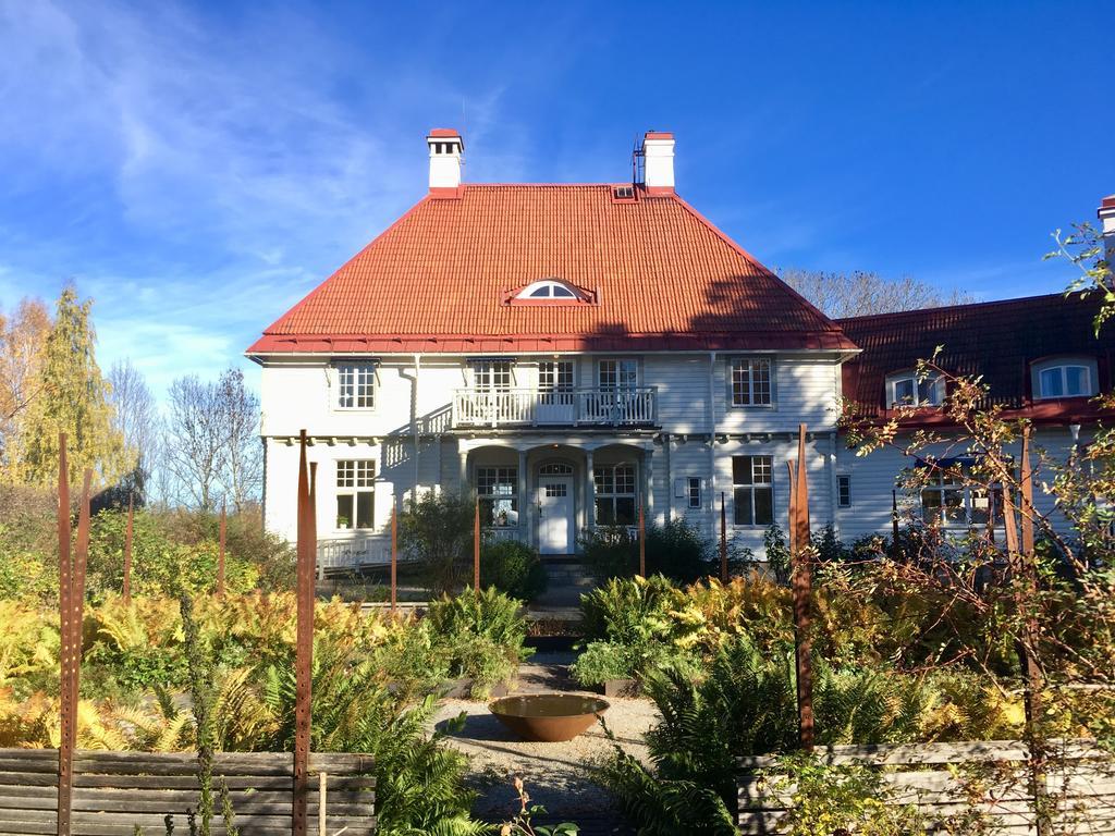 Wij Traedgardar Hotel Ockelbo Exterior foto